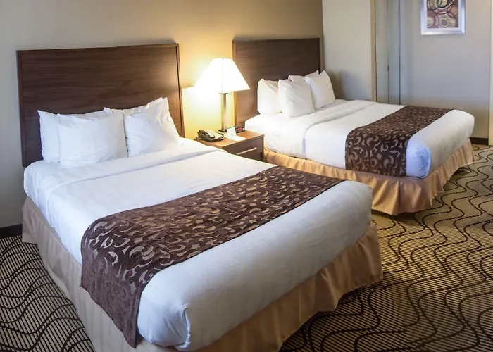 Comfort Inn & Suites Orange County John Wayne Airport