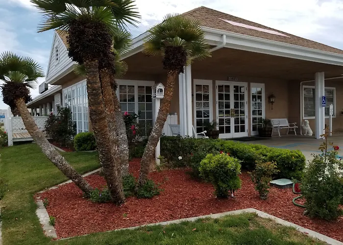 Clarion Inn Near China Lake Naval Station