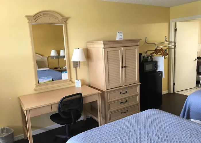 Days Inn By Wyndham Madison