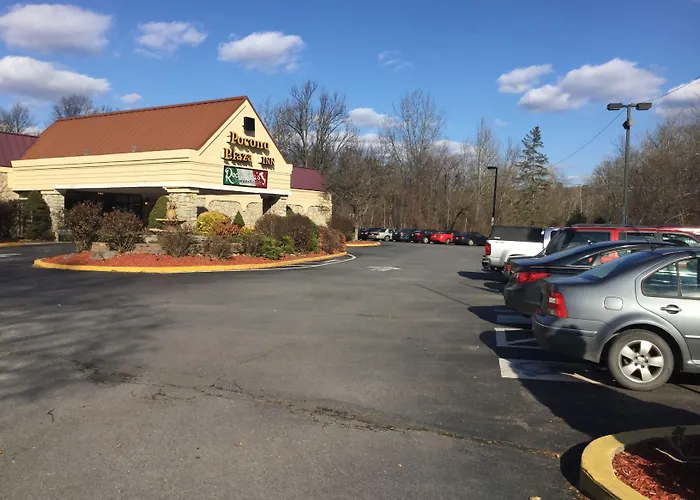Fairbridge Inn & Suites Poconos