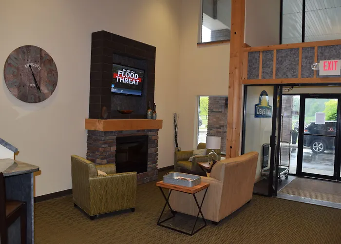 Days Inn By Wyndham Cadillac