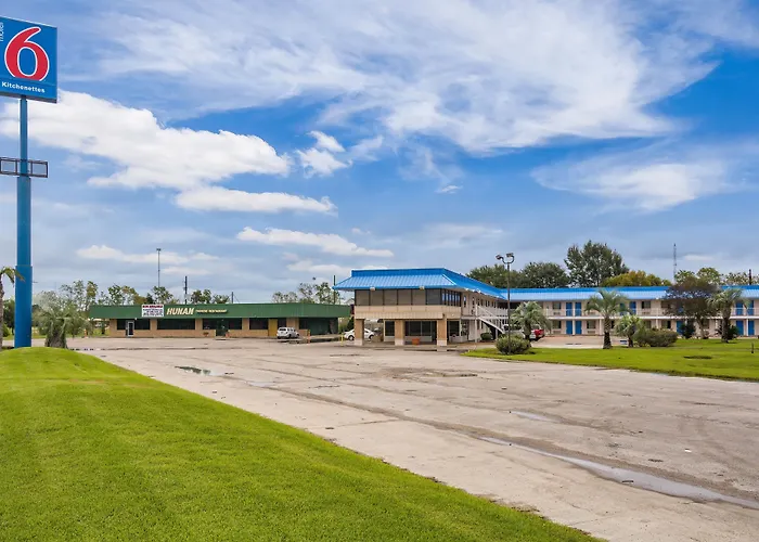 Motel 6-Winnie, Tx