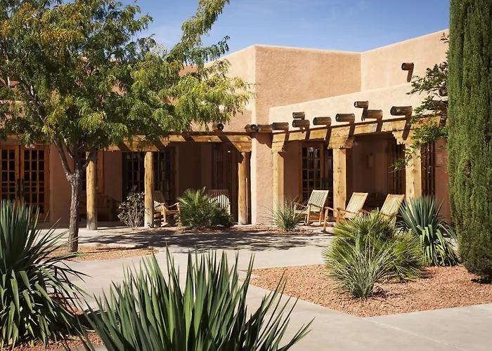 Courtyard Page At Lake Powell