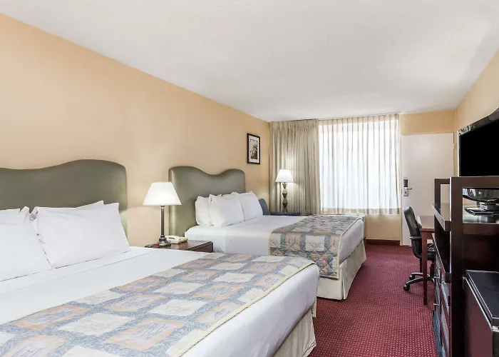 Ramada By Wyndham Altamonte Springs Near I-4