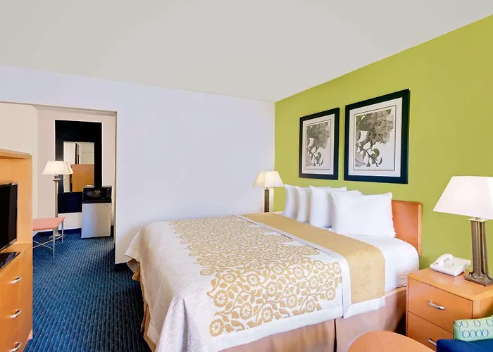 Days Inn By Wyndham Easton
