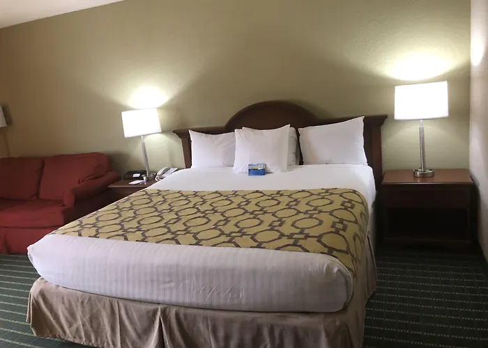 Baymont By Wyndham Kokomo