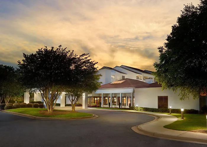 Hotel Courtyard By Marriott Atlanta Executive Park/Emory Druid Hills