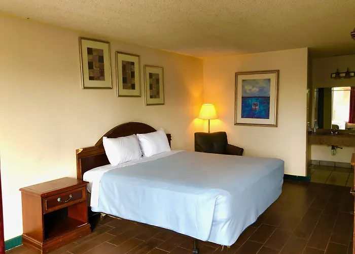 Bossier Inn And Suites