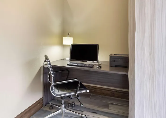 Best Western Near Lackland Afb Seaworld