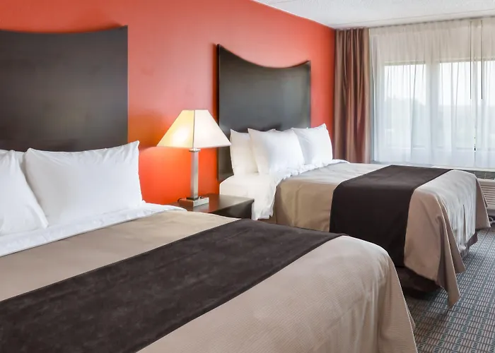 Clarion Hotel & Suites BWI Airport North