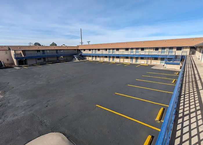 Travelodge By Wyndham Clovis