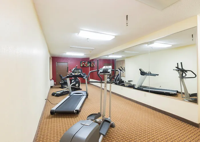 Red Roof Inn & Suites Cincinnati North-Mason