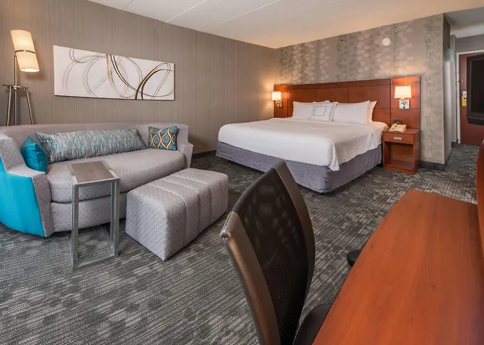 Courtyard By Marriott Fairfax Fair Oaks