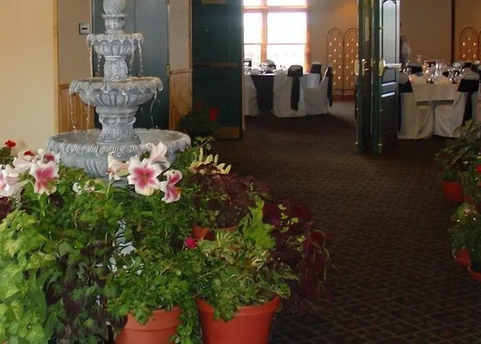 Grand Ely Lodge