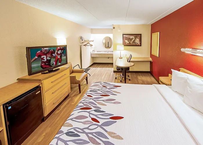Red Roof Inn Akron