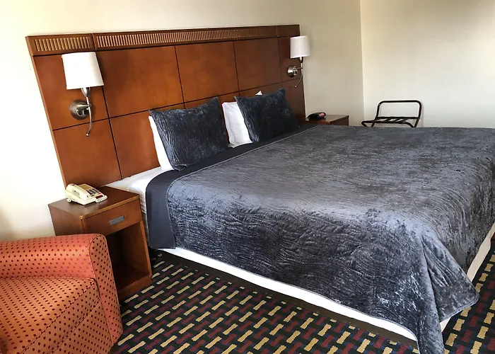 Howard Johnson By Wyndham Perry Ga