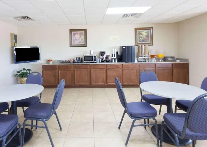 Knights Inn Murfreesboro