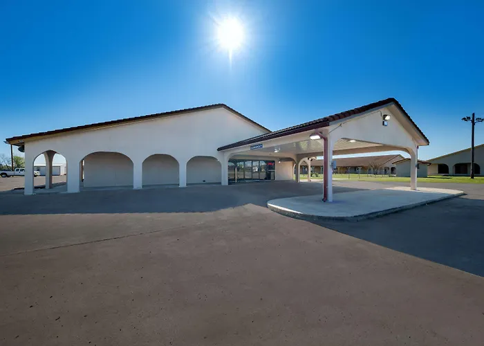 Americas Best Value Inn Bonham