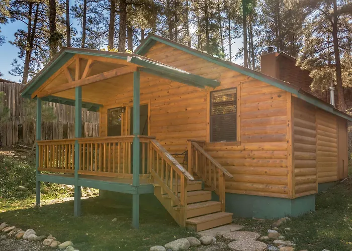 Upper Canyon Inn & Cabins