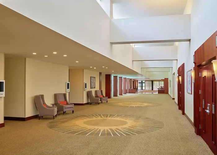 Doubletree By Hilton Houston Intercontinental Airport