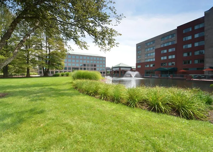 Elimwood Hotel, A Ramada By Wyndham