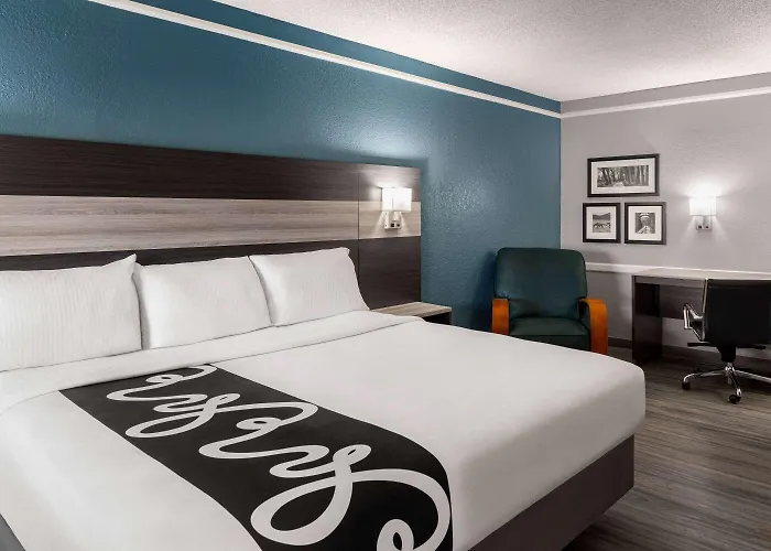 La Quinta Inn By Wyndham Victoria