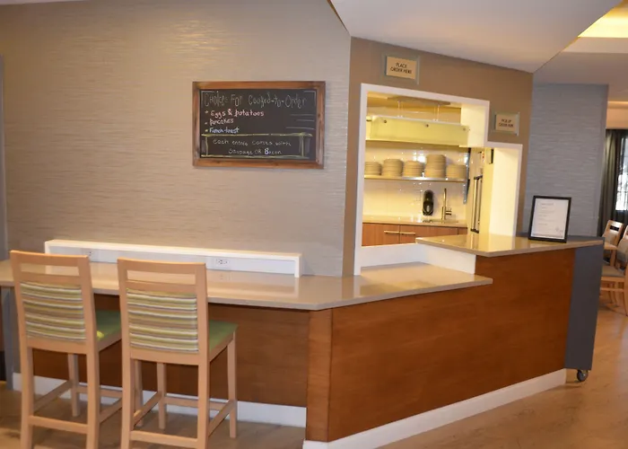 Best Western West Towne Suites