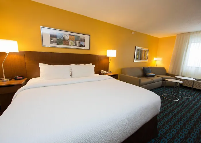 Fairfield Inn & Suites Burlington