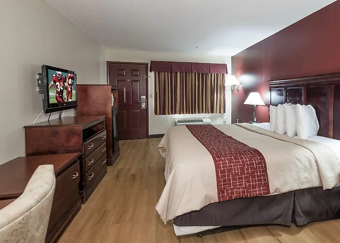 Red Roof Inn Chipley