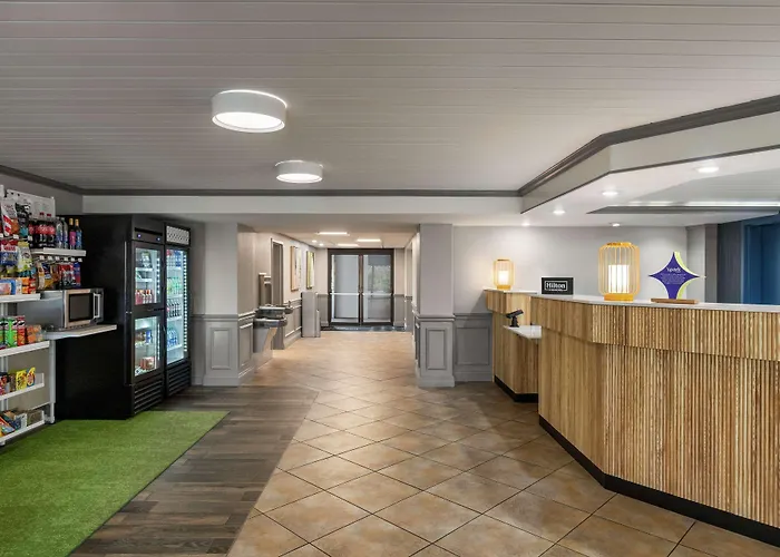 Spark By Hilton Sarasota Siesta Key Gateway