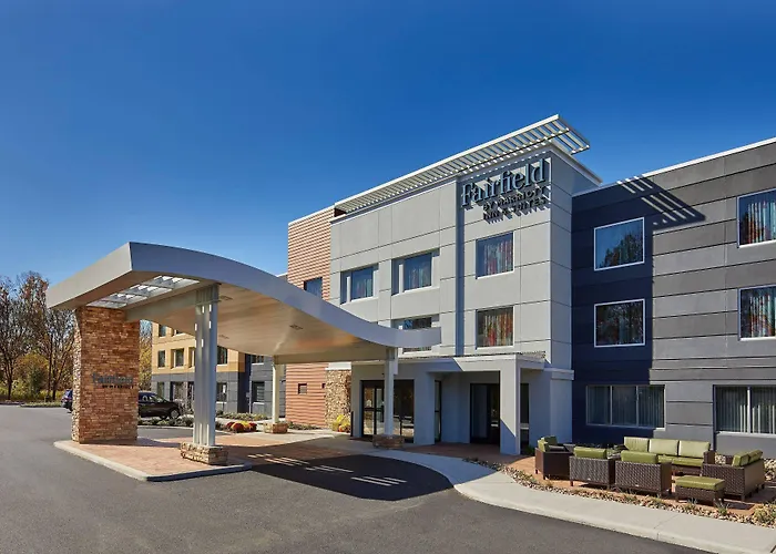 Fairfield Inn & Suites By Marriott Albany Airport