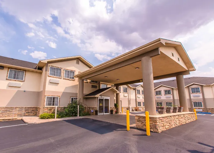 Quality Inn & Suites University