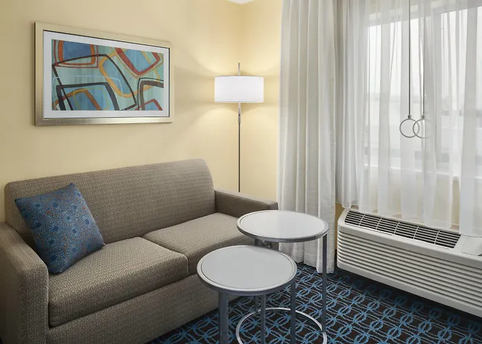 Comfort Inn & Suites Lima Northwest