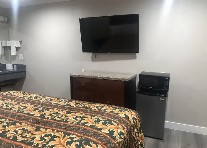 Economy Inn Near Ontario Airport - Chino