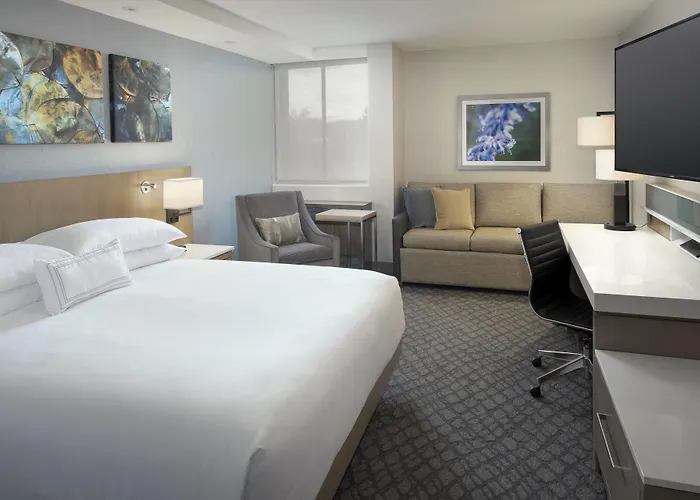 Delta Hotels By Marriott Seattle Everett