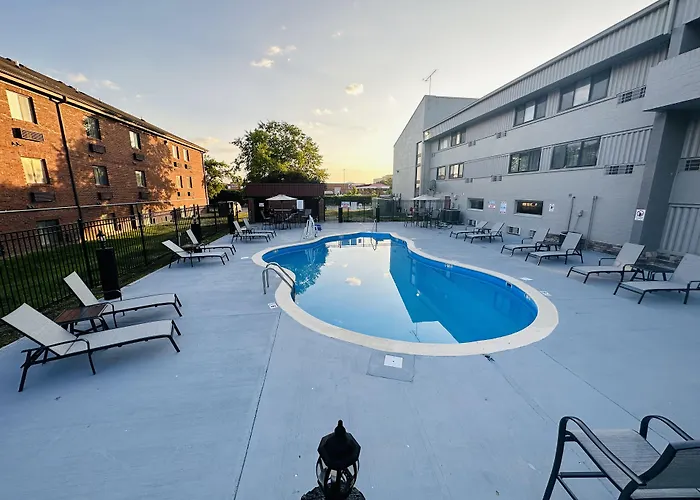 Comfort Inn & Suites Indianapolis Northwest - College Park