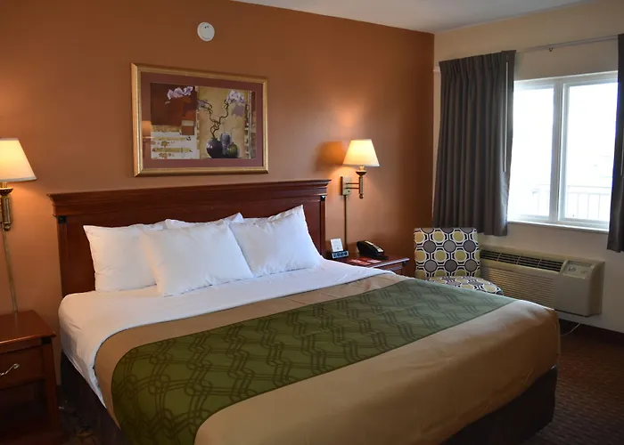 Econo Lodge Louisville Downtown