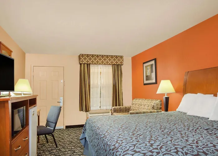 Days Inn By Wyndham Centerville