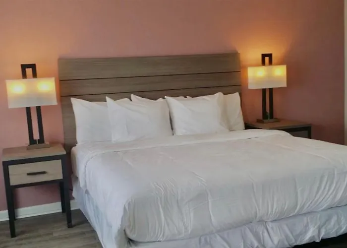Econo Lodge Inn & Suites Abilene East District