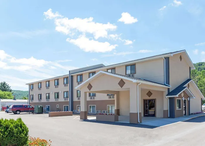 Super 8 By Wyndham Bath Hammondsport Area