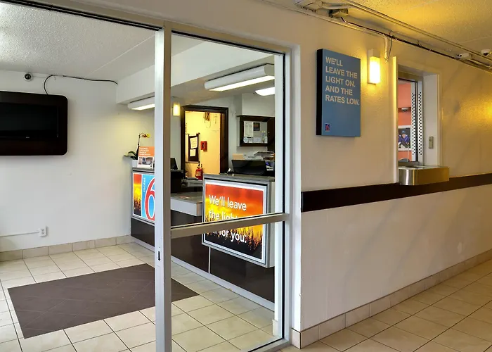 Motel 6-Toledo, Oh