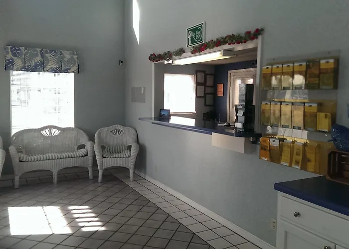 Key West Inn - Boaz