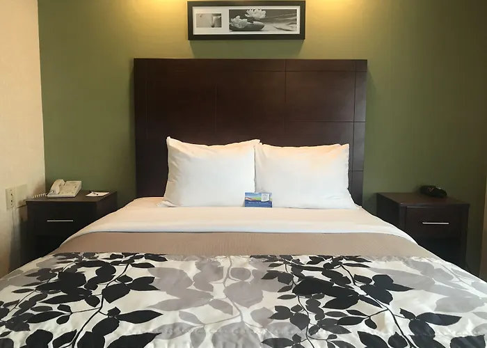 Baymont By Wyndham Flat Rock