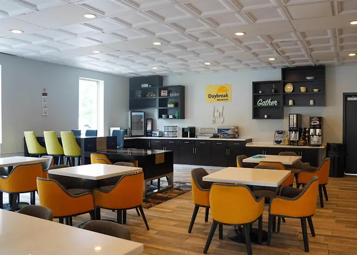 Days Inn By Wyndham Southington