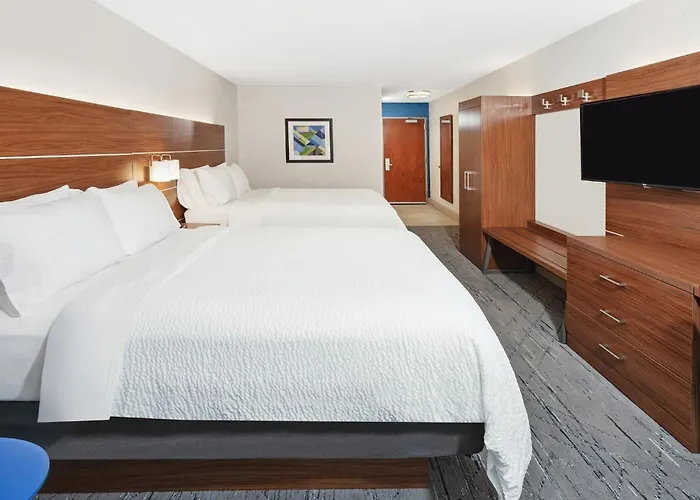 Holiday Inn Express Hotel & Suites Urbana-Champaign-U Of I Area By Ihg