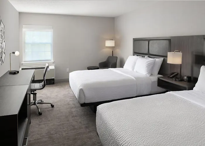 Holiday Inn Express St. Albans By Ihg