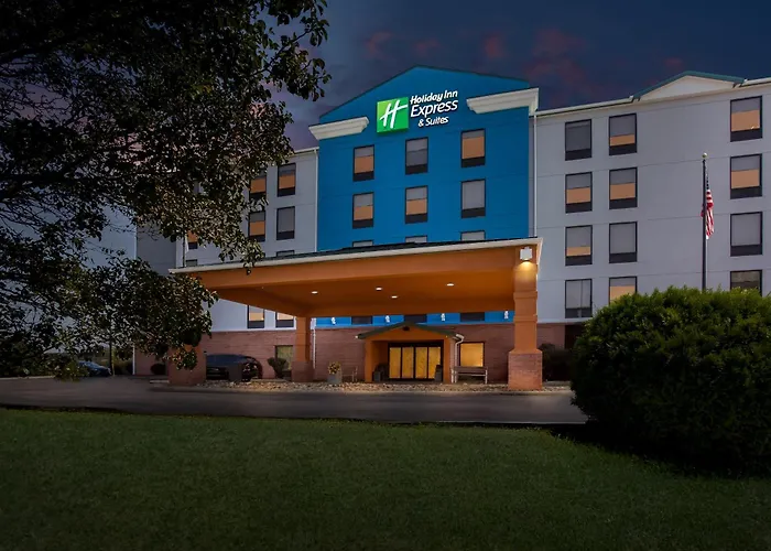 Holiday Inn Express Hotel & Suites Charleston-Southridge By Ihg