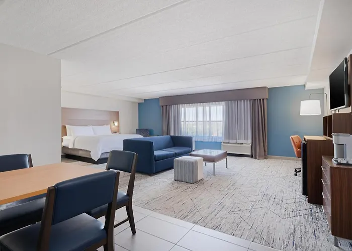 Holiday Inn Express & Suites Augusta West - Ft Gordon Area By Ihg