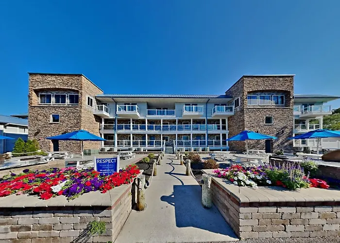 Put-In-Bay Waterfront Condo #107