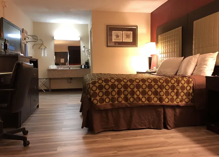 Ramada By Wyndham Harrisonburg
